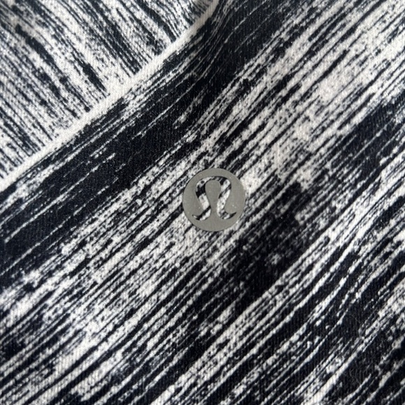 Lululemon cropped leggings - Picture 11 of 12